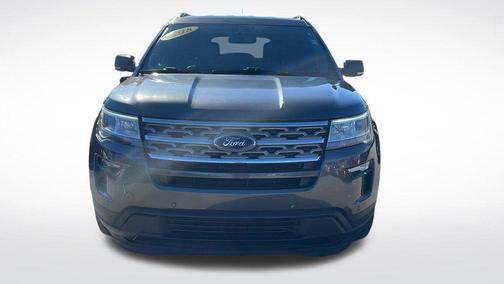 Magnetic 2018 Ford Explorer XLT