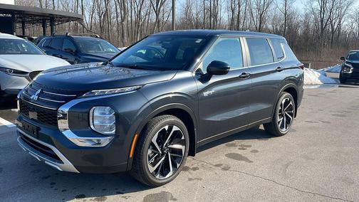 2025 Mitsubishi Outlander PHEV SE S-AWC