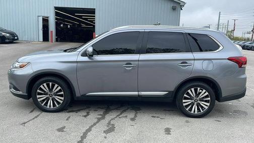 2019 Mitsubishi Outlander SEL