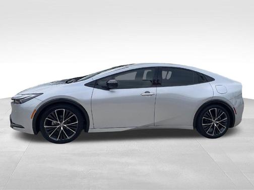 Cutting Edge 2025 Toyota Prius XLE