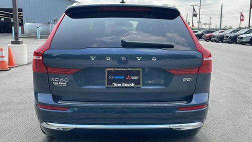 2022 Volvo XC60 B5 Inscription