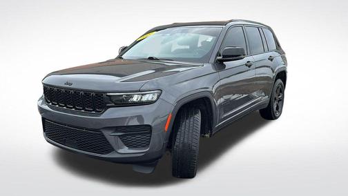 2022 Jeep Grand Cherokee Altitude