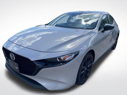 Platinum Quartz Metallic 2024 Mazda Mazda3 2.5 S Select Sport