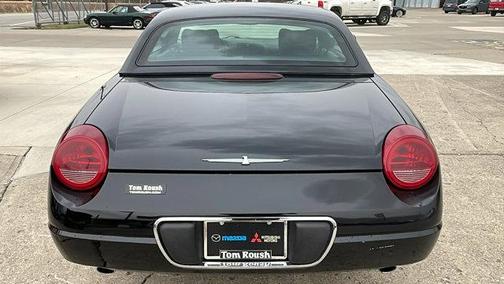 2002 Ford Thunderbird Base