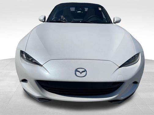 Snowflake White Pearl Mica 2026 Mazda MX-5 Miata Grand Touring