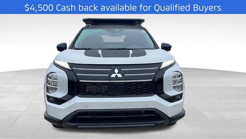 Diamond White 2026 Mitsubishi Outlander Trail Edition 2.5 S-AWC