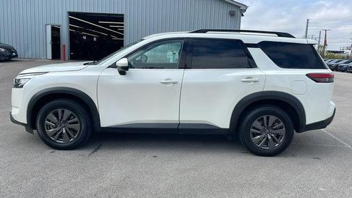 2024 Nissan Pathfinder SV FWD