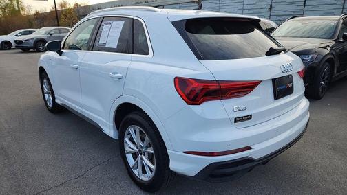 2025 Audi Q3 Premium 45 TFSI S line quattro Tiptronic