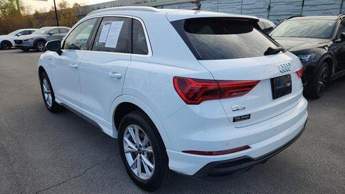 2025 Audi Q3 Premium 45 TFSI S line quattro Tiptronic