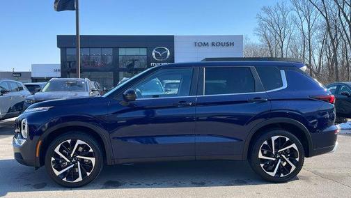 2022 Mitsubishi Outlander Black Edition S-AWC