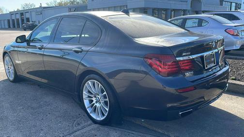 2015 BMW 750 i xDrive