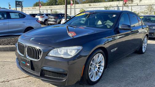 2015 BMW 750 i xDrive