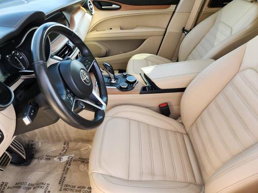 2019 Alfa Romeo Stelvio Ti Lusso