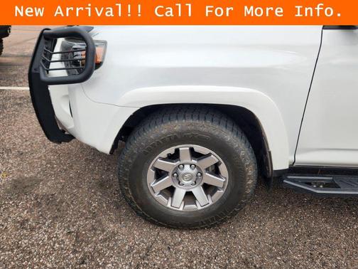 Super White 2016 Toyota 4Runner Trail Premium