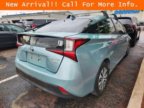 Sea Glass Pearl 2021 Toyota Prius XLE