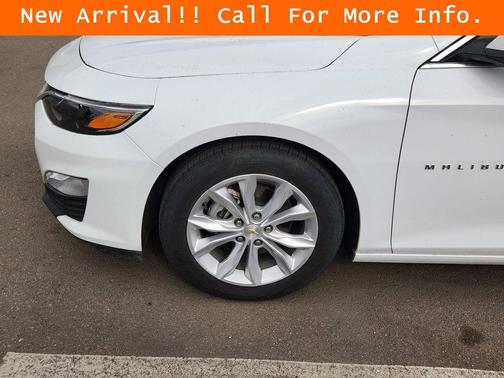 Summit White 2024 Chevrolet Malibu FWD 1LT
