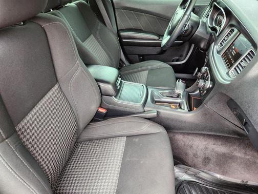 Go Mango 2018 Dodge Charger GT