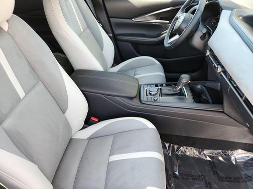 Jet Black Mica 2026 Mazda CX-30 2.5 Turbo