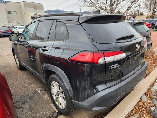 2022 Toyota Corolla Cross LE