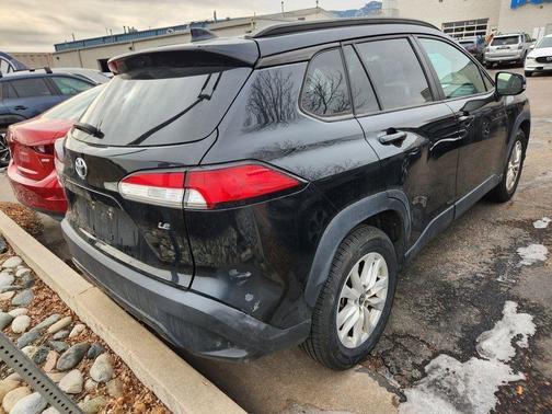 2022 Toyota Corolla Cross LE