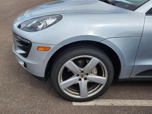 Rhodium Silver Metallic 2016 Porsche Macan Macan S