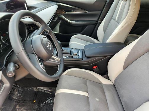 Ceramic Metallic 2026 Mazda CX-30 2.5 Turbo