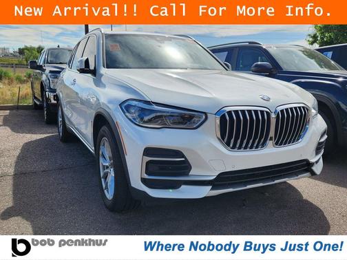 Mineral White Metallic 2022 BMW X5 xDrive40i