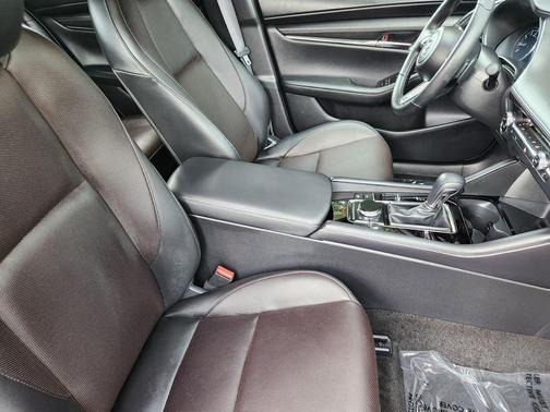 Platinum Quartz Metallic 2026 Mazda Mazda3 2.5 Turbo AWD