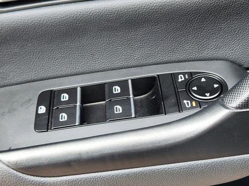 2024 Mazda CX-50 2.5 S Select Package