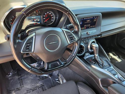 Sharkskin Metallic 2023 Chevrolet Camaro 1LT