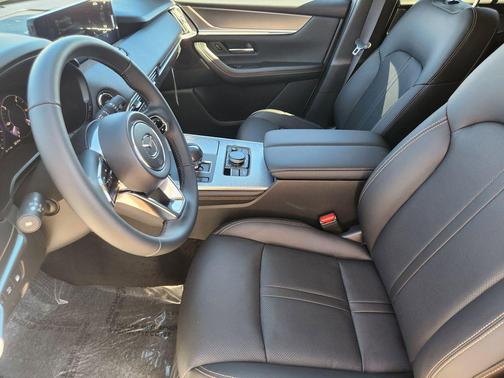 Rhodium White Premium 2026 Mazda CX-70 PHEV SC Plus