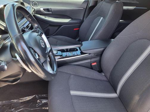 Hyper White 2021 Hyundai SONATA SEL