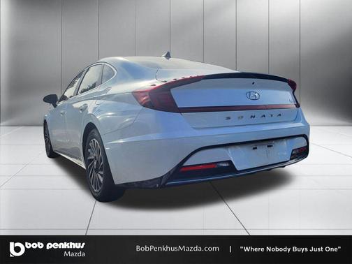 Hyper White 2021 Hyundai SONATA SEL