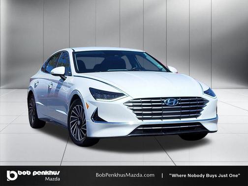 Hyper White 2021 Hyundai SONATA SEL