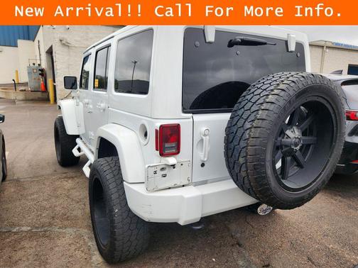 Bright White Clearcoat 2015 Jeep Wrangler Unlimited Rubicon