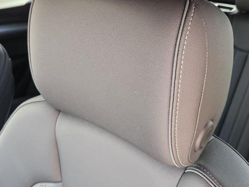White 2025 Audi Q5 45 S line Premium