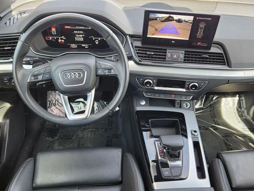 White 2025 Audi Q5 45 S line Premium