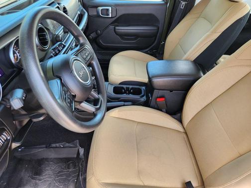 Sarge Green Clearcoat 2021 Jeep Wrangler Sport