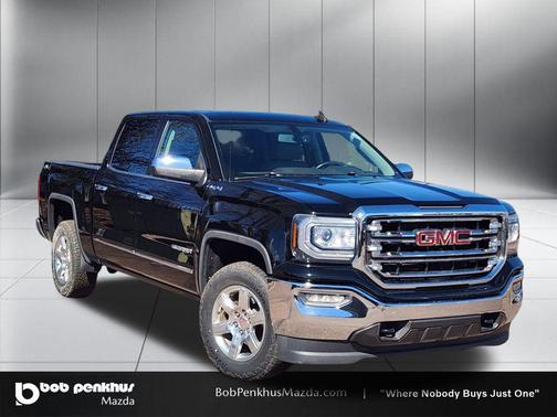 Onyx Black 2017 GMC Sierra 1500 SLT