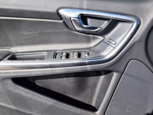 2018 Volvo S60 T5 Dynamic