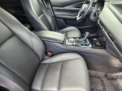 Snowflake White Pearl Mica 2025 Mazda CX-30 2.5 S Preferred Package