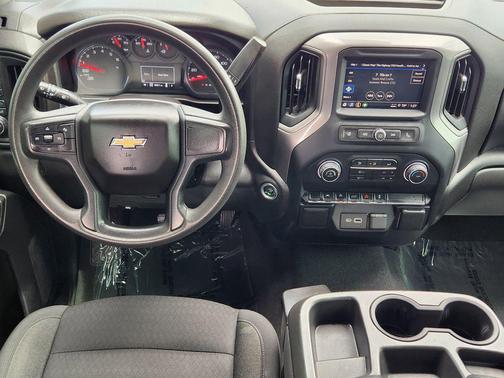 Summit White 2022 Chevrolet Silverado 1500 Custom