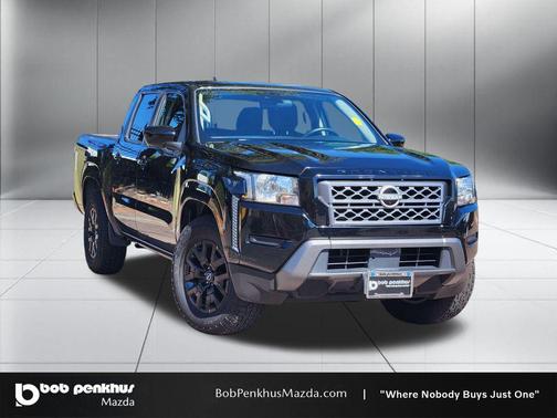 Super Black 2022 Nissan Frontier SV