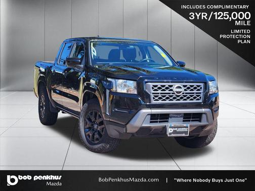 Super Black 2022 Nissan Frontier SV