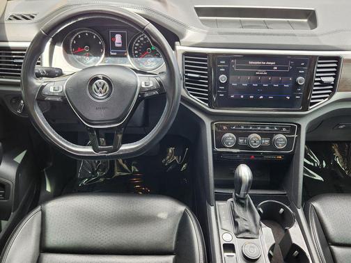 Platinum Gray Metallic 2018 Volkswagen Atlas 3.6L SEL
