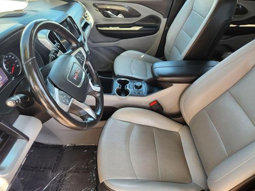 Marine Metallic 2022 GMC Terrain SLT