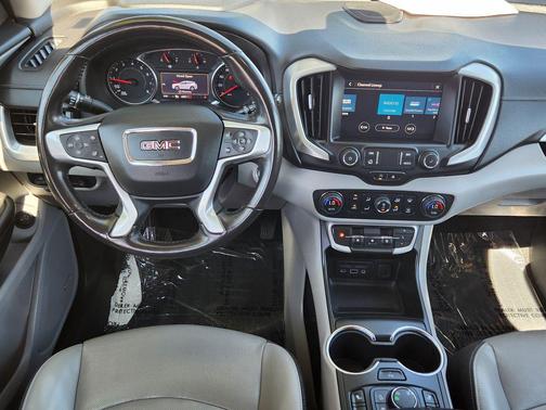 Marine Metallic 2022 GMC Terrain SLT