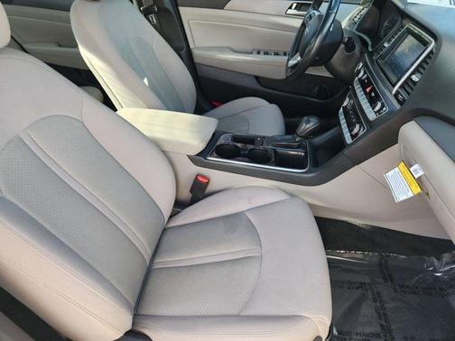 2018 Hyundai SONATA SEL