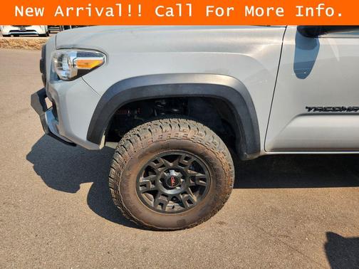 Cement 2021 Toyota Tacoma TRD Off Road
