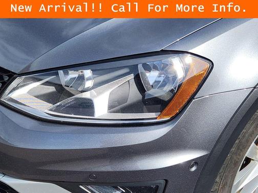 2017 Volkswagen Golf Alltrack TSI SE